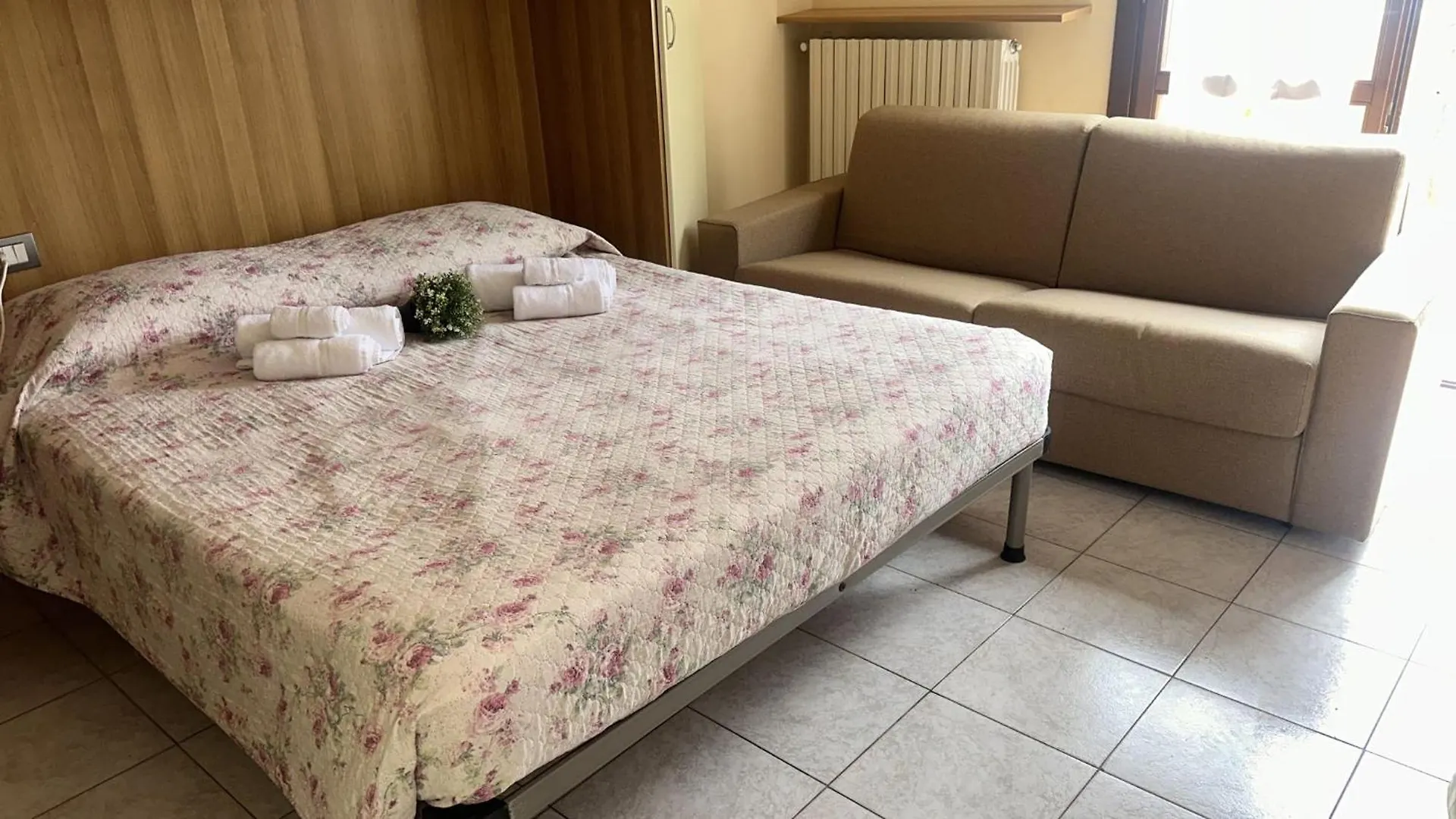 La Tana Al Sole Appartement Brescia